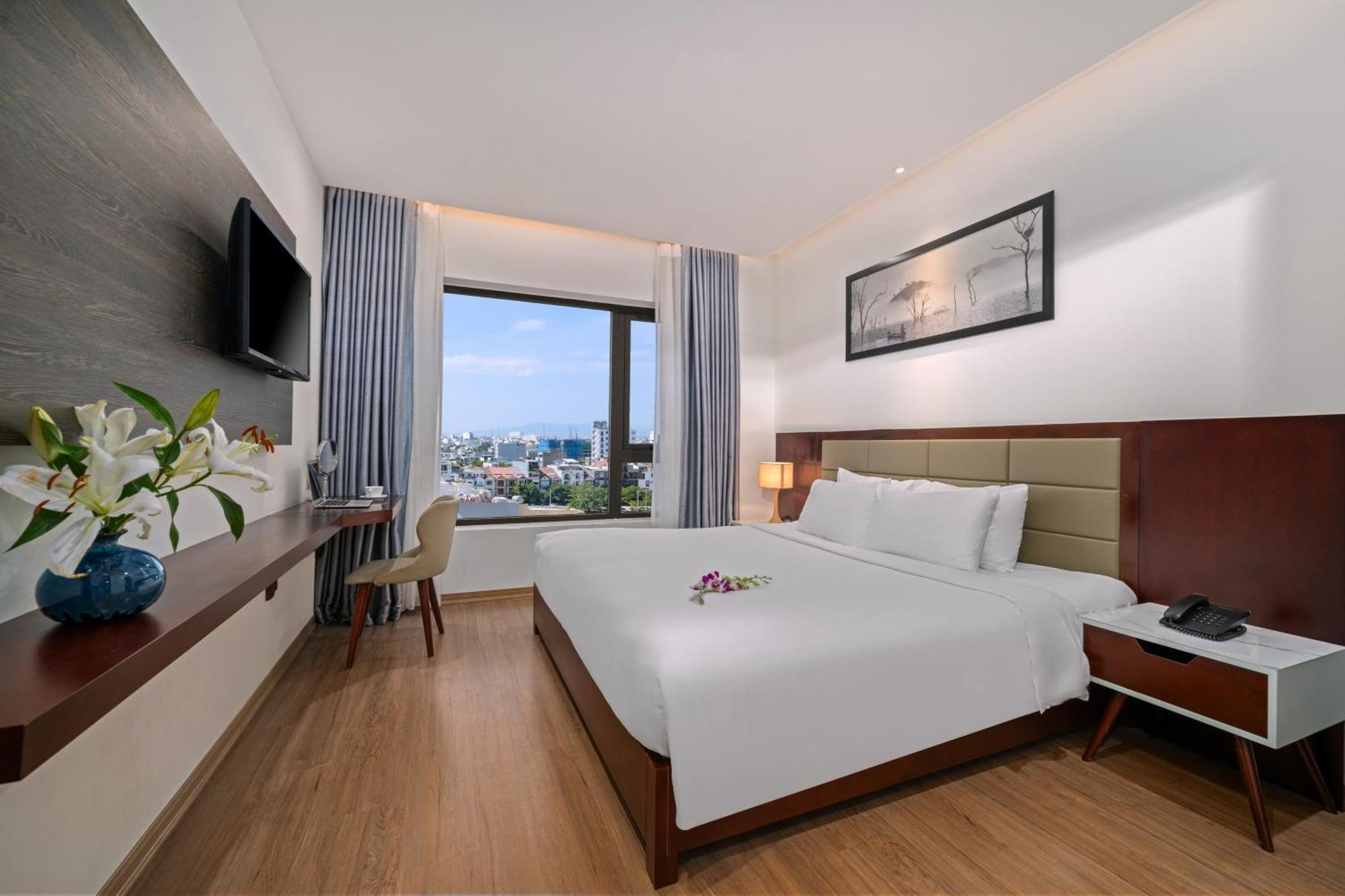 One Bedroom Apartment Daily Laundry Welcome Fruit Upon Arrival,1550623084:JPEG